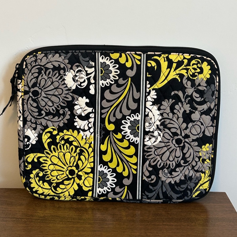 NWOT VERA BRADLEY BAROQUE LAPTOP SLEEVE CASE 11 X 14